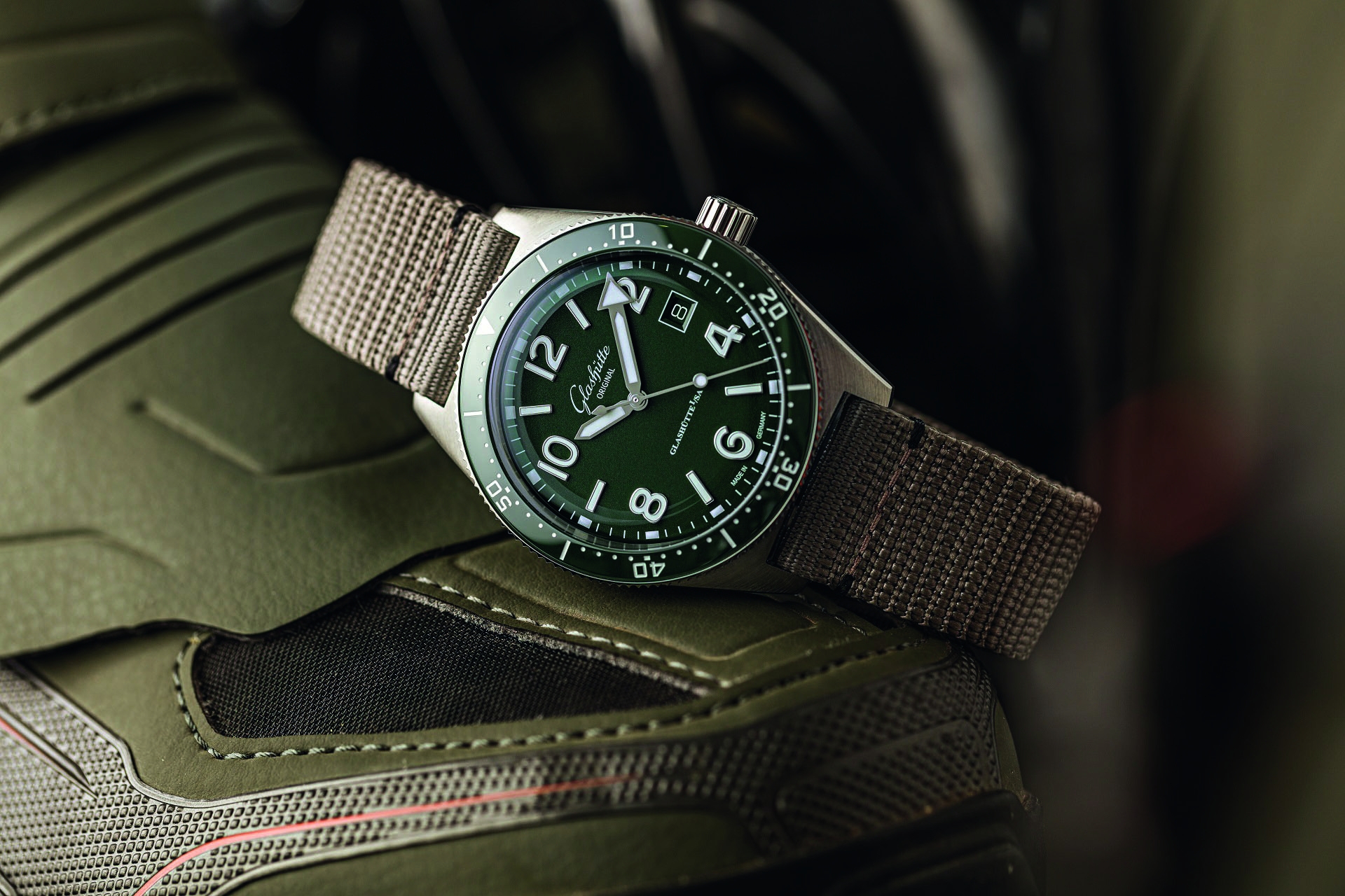 非売品】 Glashutte ブランド Original（ グラスヒュッテオリジナル ） / ノベルティ 時計ケース・多機能ケース